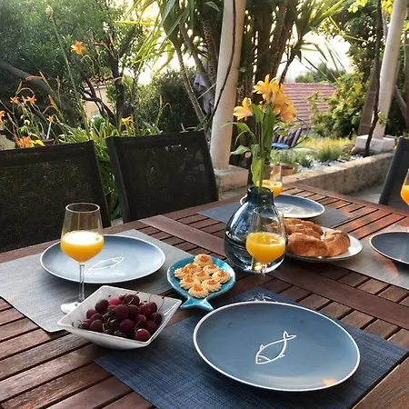 Secret Paradise-holiday With Hot Tub And Bbq Ferienhaus
