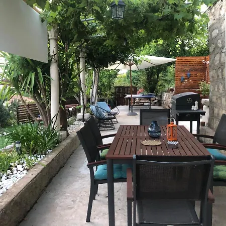 Secret Paradise-holiday With Hot Tub And Bbq