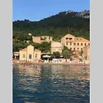 Secret Paradise-holiday With Hot Tub And Bbq Lopud